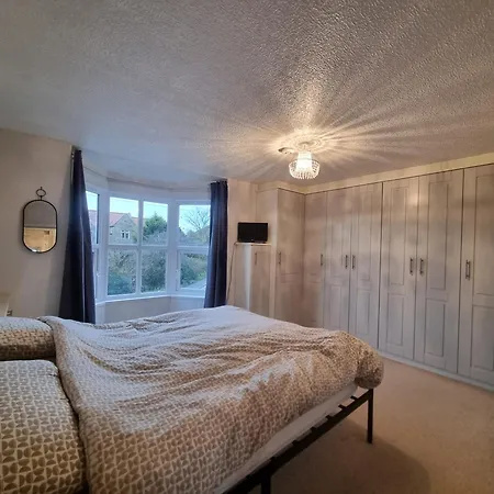 Dom wakacyjny Tulip Hinderwell, Staithes & Whitby - 2 Night Min - Sleeps 6 - Pet Friendly Hinderwell